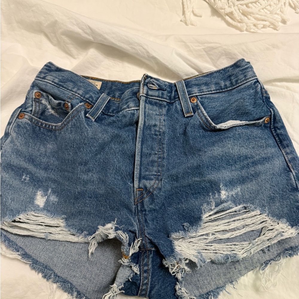 Levi’s 501 Distressed Blue Denim Women's Shorts